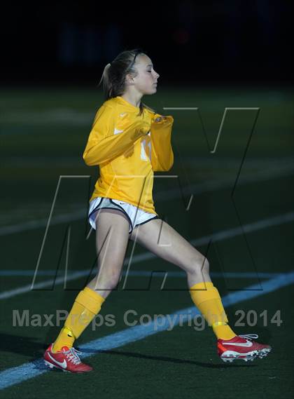 Thumbnail 3 in Monte Vista vs. San Ramon Valley (CIF NCS Final) photogallery.