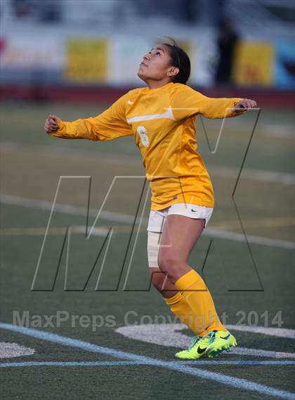 Thumbnail 3 in Monte Vista vs. San Ramon Valley (CIF NCS Final) photogallery.
