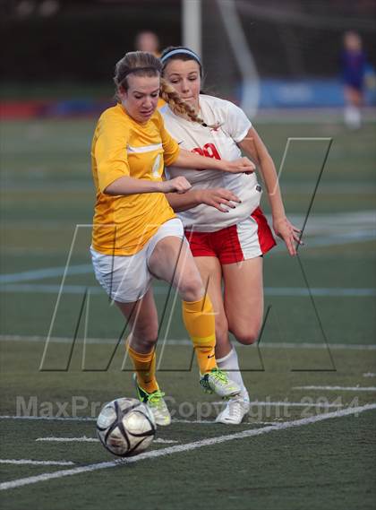 Thumbnail 3 in Monte Vista vs. San Ramon Valley (CIF NCS Final) photogallery.