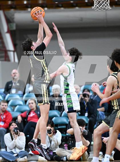 Thumbnail 3 in Rock Canyon vs. ThunderRidge (CHSAA 6A Great 8) photogallery.