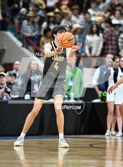 Thumbnail 3 in Rock Canyon vs. ThunderRidge (CHSAA 6A Great 8) photogallery.