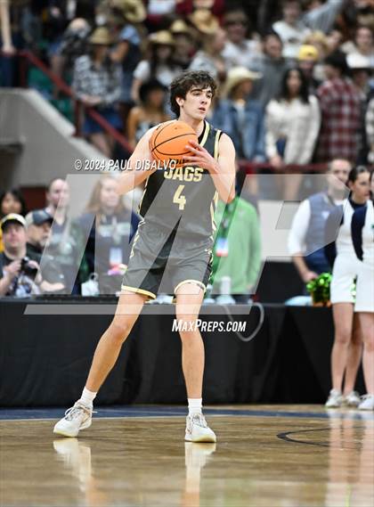 Thumbnail 2 in Rock Canyon vs. ThunderRidge (CHSAA 6A Great 8) photogallery.