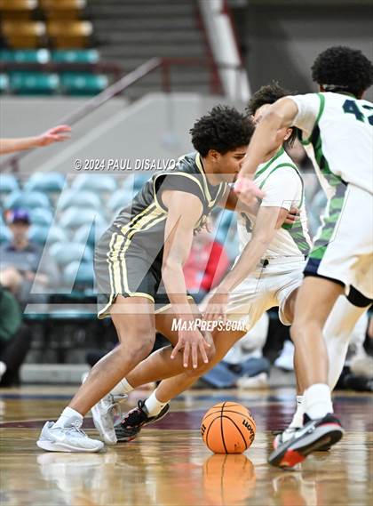 Thumbnail 2 in Rock Canyon vs. ThunderRidge (CHSAA 6A Great 8) photogallery.