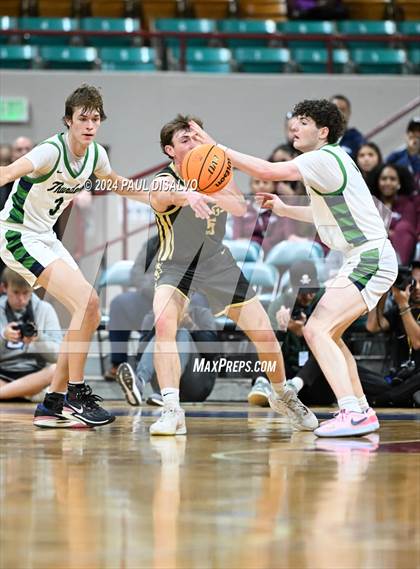 Thumbnail 1 in Rock Canyon vs. ThunderRidge (CHSAA 6A Great 8) photogallery.