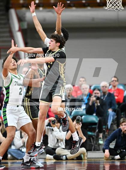 Thumbnail 2 in Rock Canyon vs. ThunderRidge (CHSAA 6A Great 8) photogallery.