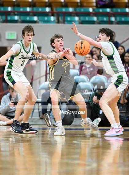 Thumbnail 2 in Rock Canyon vs. ThunderRidge (CHSAA 6A Great 8) photogallery.