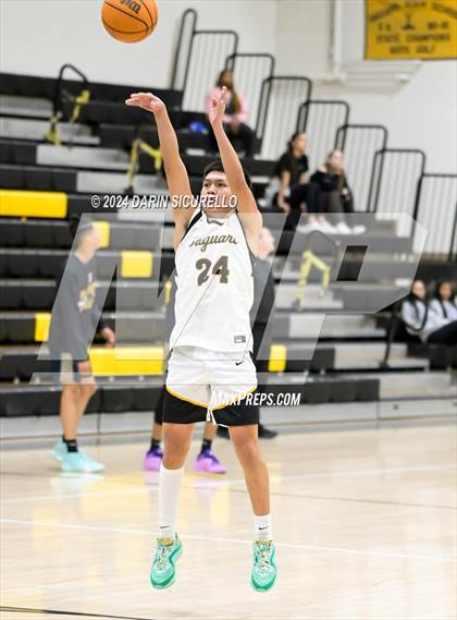 Thumbnail 3 in Apollo vs Saguaro (Saguaro Holiday Classic) photogallery.