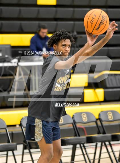 Thumbnail 1 in Apollo vs Saguaro (Saguaro Holiday Classic) photogallery.