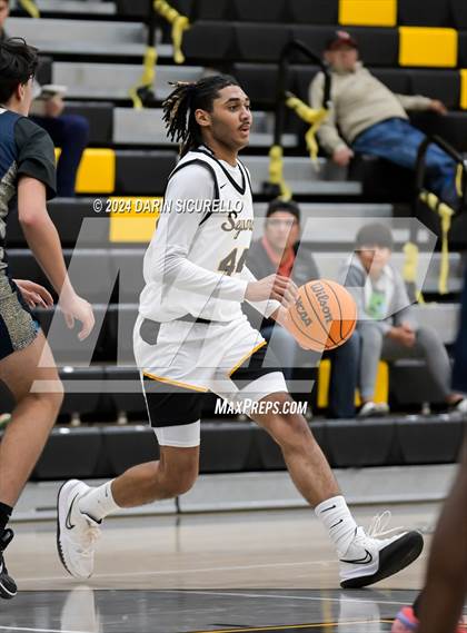 Thumbnail 3 in Apollo vs Saguaro (Saguaro Holiday Classic) photogallery.