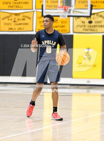 Thumbnail 2 in Apollo vs Saguaro (Saguaro Holiday Classic) photogallery.