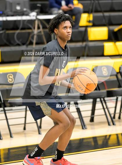 Thumbnail 3 in Apollo vs Saguaro (Saguaro Holiday Classic) photogallery.
