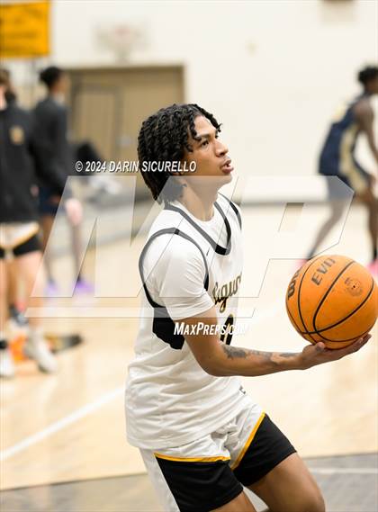 Thumbnail 1 in Apollo vs Saguaro (Saguaro Holiday Classic) photogallery.