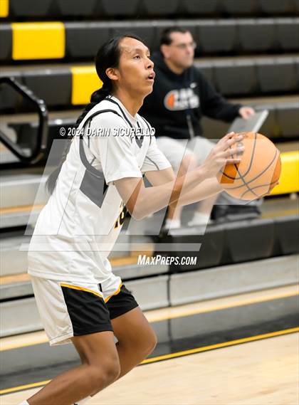 Thumbnail 3 in Apollo vs Saguaro (Saguaro Holiday Classic) photogallery.