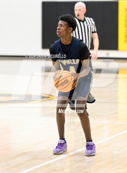 Thumbnail 2 in Apollo vs Saguaro (Saguaro Holiday Classic) photogallery.
