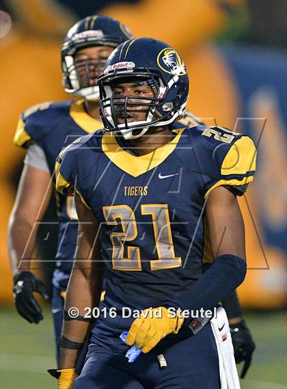 Thumbnail 1 in Elk Grove @ Inderkum photogallery.