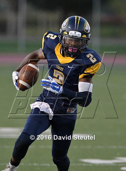 Thumbnail 3 in Elk Grove @ Inderkum photogallery.