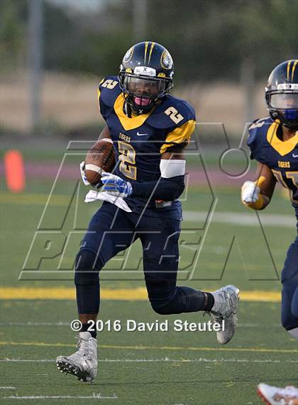Thumbnail 3 in Elk Grove @ Inderkum photogallery.