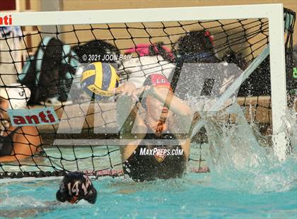 Thumbnail 1 in Los Gatos vs Willow Glen (Amanda Mac Invitational) photogallery.