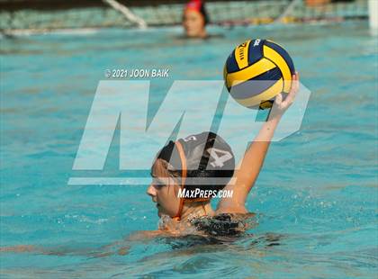 Thumbnail 2 in Los Gatos vs Willow Glen (Amanda Mac Invitational) photogallery.