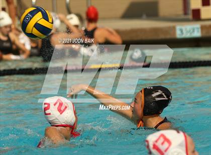 Thumbnail 3 in Los Gatos vs Willow Glen (Amanda Mac Invitational) photogallery.