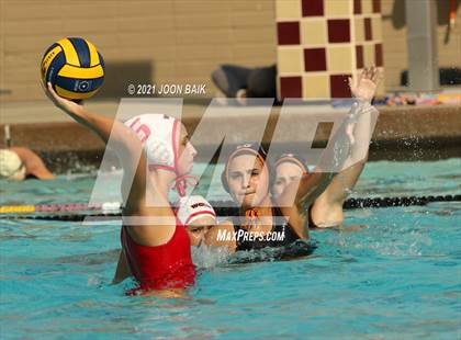 Thumbnail 2 in Los Gatos vs Willow Glen (Amanda Mac Invitational) photogallery.