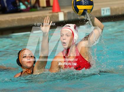 Thumbnail 1 in Los Gatos vs Willow Glen (Amanda Mac Invitational) photogallery.