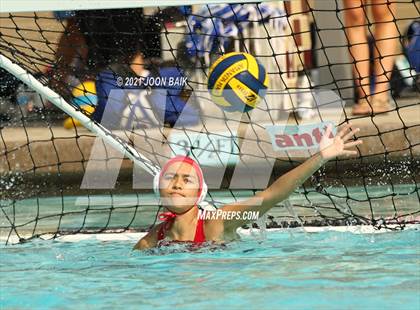Thumbnail 2 in Los Gatos vs Willow Glen (Amanda Mac Invitational) photogallery.