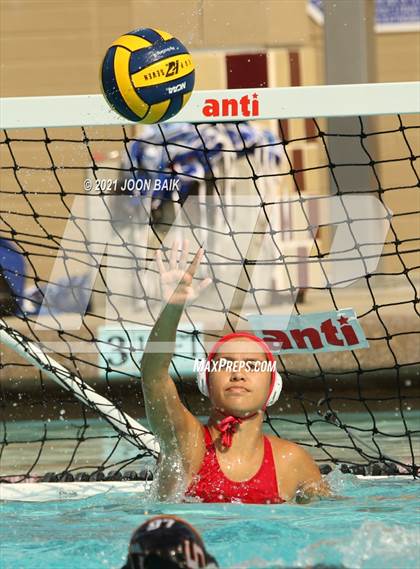 Thumbnail 1 in Los Gatos vs Willow Glen (Amanda Mac Invitational) photogallery.