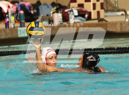 Thumbnail 3 in Los Gatos vs Willow Glen (Amanda Mac Invitational) photogallery.