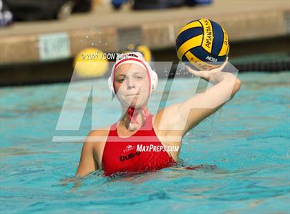 Thumbnail 1 in Los Gatos vs Willow Glen (Amanda Mac Invitational) photogallery.