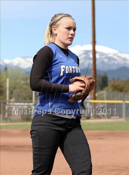 Thumbnail 3 in Chico vs Fortuna (Shasta Tournament) photogallery.