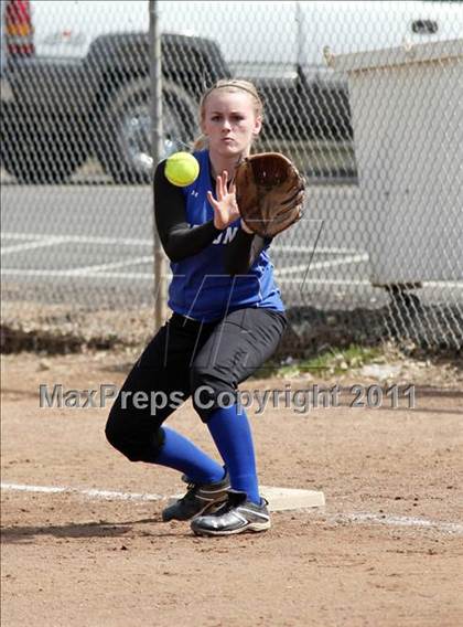 Thumbnail 3 in Chico vs Fortuna (Shasta Tournament) photogallery.