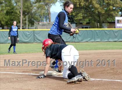 Thumbnail 3 in Chico vs Fortuna (Shasta Tournament) photogallery.