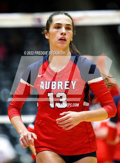Thumbnail 3 in Aubrey vs. Bellville (UIL 4A Semifinal) photogallery.