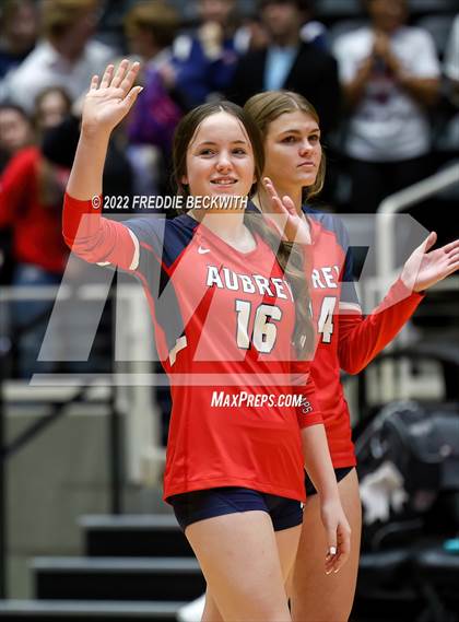 Thumbnail 3 in Aubrey vs. Bellville (UIL 4A Semifinal) photogallery.