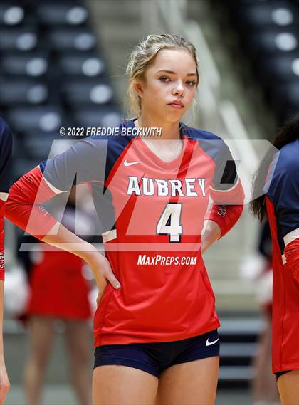 Thumbnail 1 in Aubrey vs. Bellville (UIL 4A Semifinal) photogallery.