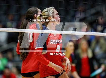Thumbnail 3 in Aubrey vs. Bellville (UIL 4A Semifinal) photogallery.