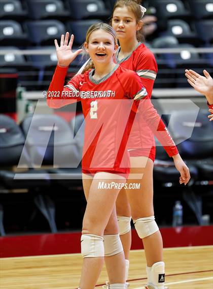 Thumbnail 2 in Aubrey vs. Bellville (UIL 4A Semifinal) photogallery.