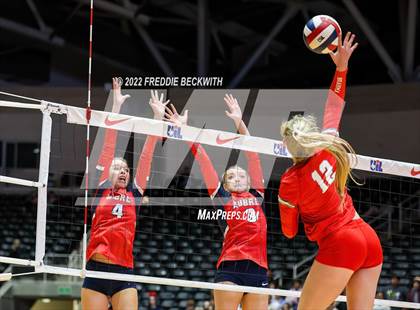 Thumbnail 2 in Aubrey vs. Bellville (UIL 4A Semifinal) photogallery.