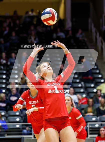 Thumbnail 3 in Aubrey vs. Bellville (UIL 4A Semifinal) photogallery.
