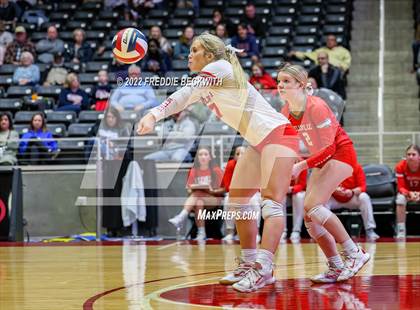 Thumbnail 1 in Aubrey vs. Bellville (UIL 4A Semifinal) photogallery.