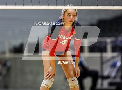 Thumbnail 2 in Aubrey vs. Bellville (UIL 4A Semifinal) photogallery.