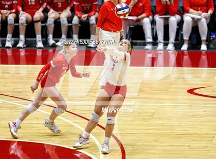 Thumbnail 2 in Aubrey vs. Bellville (UIL 4A Semifinal) photogallery.