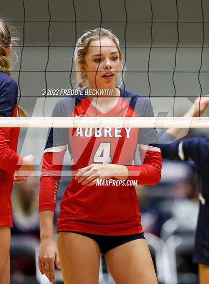 Thumbnail 3 in Aubrey vs. Bellville (UIL 4A Semifinal) photogallery.