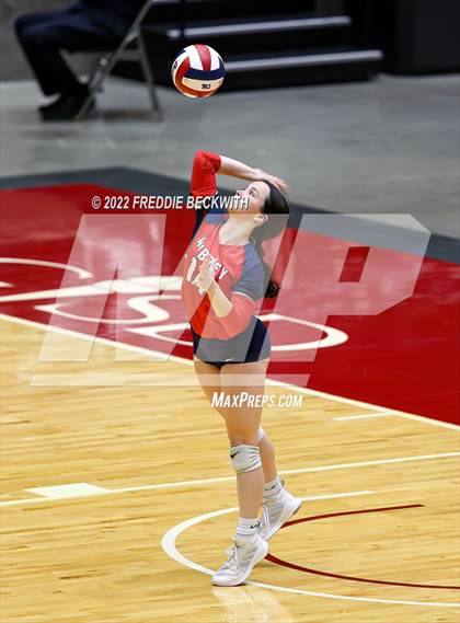 Thumbnail 2 in Aubrey vs. Bellville (UIL 4A Semifinal) photogallery.