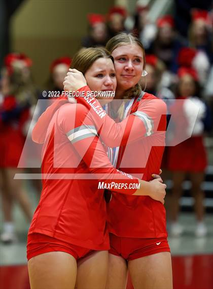 Thumbnail 3 in Aubrey vs. Bellville (UIL 4A Semifinal) photogallery.