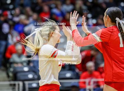 Thumbnail 3 in Aubrey vs. Bellville (UIL 4A Semifinal) photogallery.