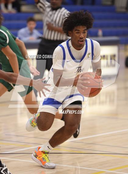 Thumbnail 3 in St. Patrick-St. Vincent @ Pinole Valley (CIF NCS D3 Semifinal) photogallery.