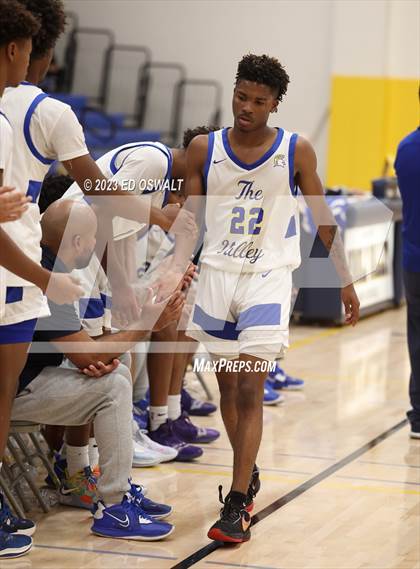 Thumbnail 3 in St. Patrick-St. Vincent @ Pinole Valley (CIF NCS D3 Semifinal) photogallery.