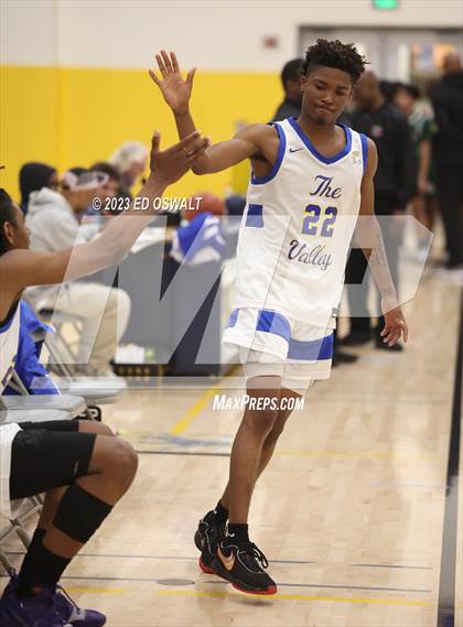 Thumbnail 2 in St. Patrick-St. Vincent @ Pinole Valley (CIF NCS D3 Semifinal) photogallery.